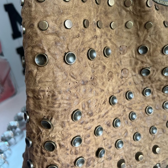 Cassandra vintage distressed unique Studded Brown Leather Bag - Picture 3 of 10